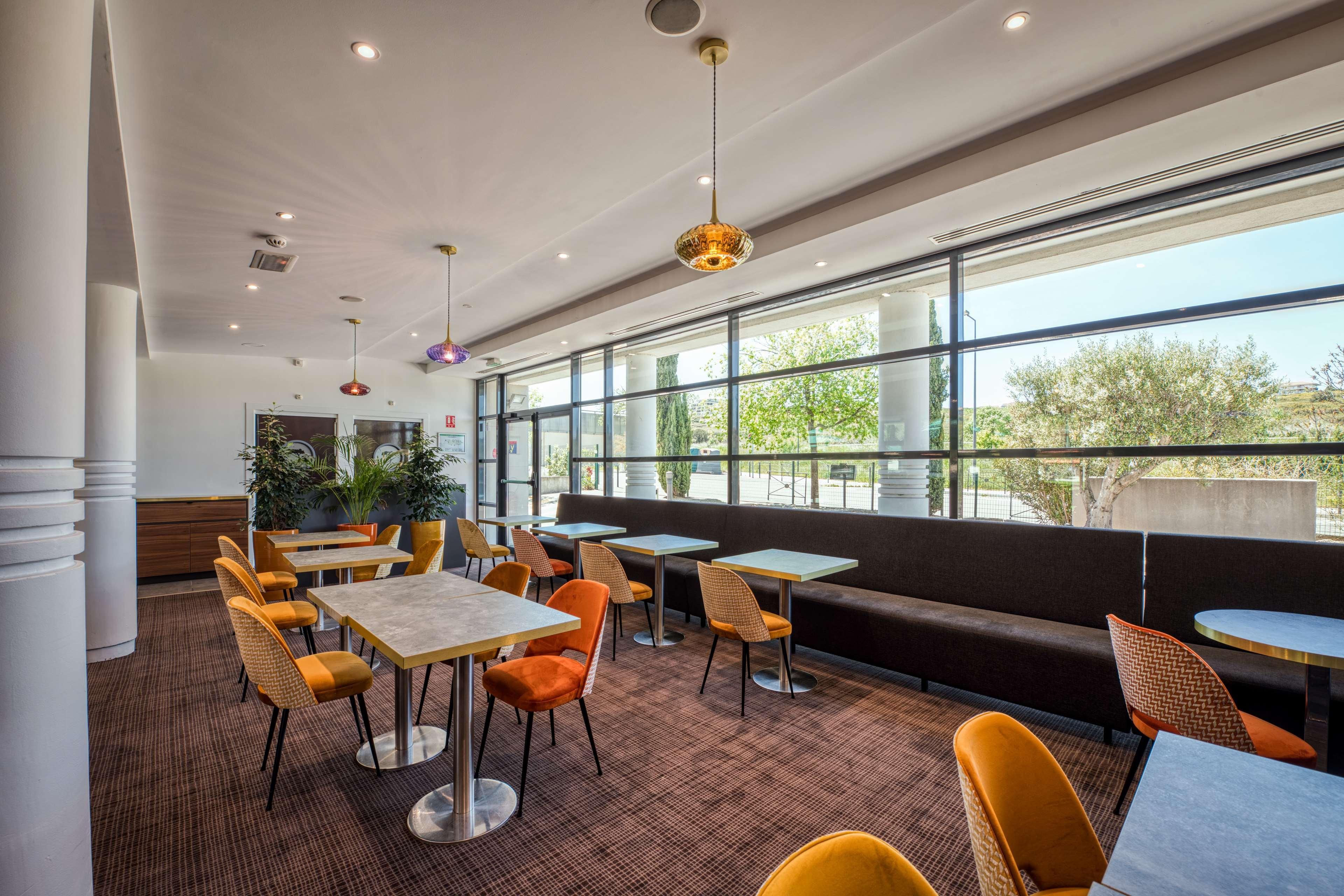 Mercure Aix-En-Provence La Duranne Gare Tgv Exterior photo